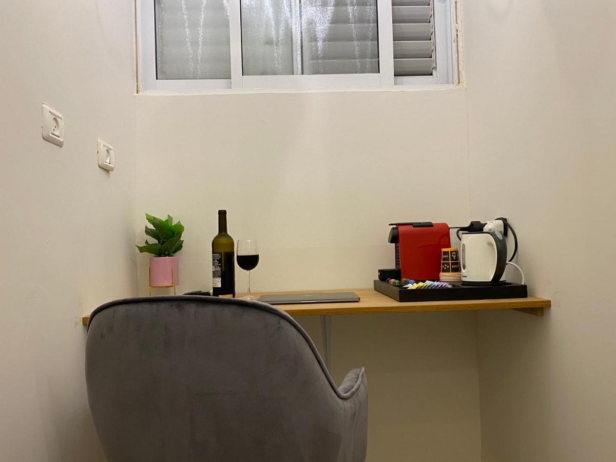 Rothschild Room Petach Tikva Exterior photo